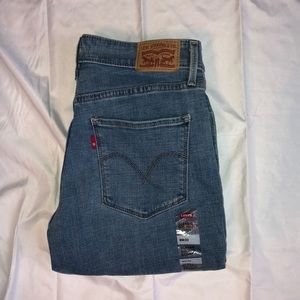 Levi’s Jeans